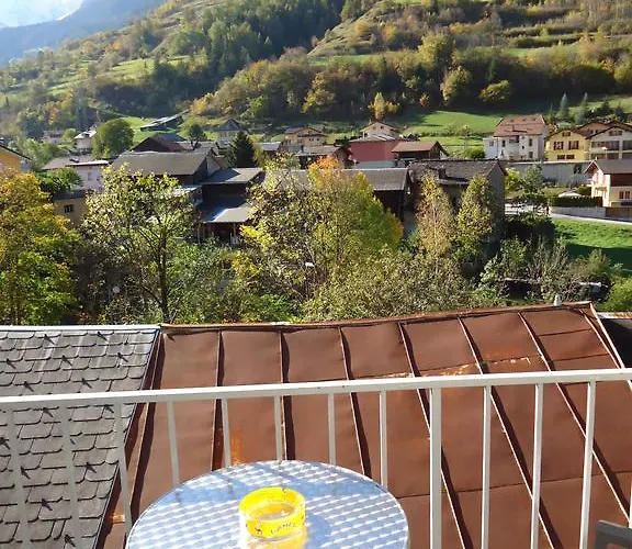 De L'union Отель 2*